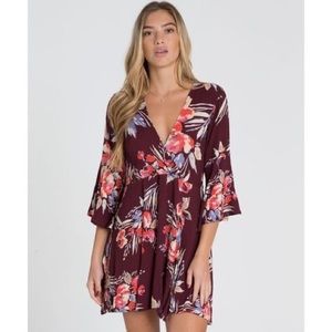 NWT Billabong Divine Floral Mini Dress - S